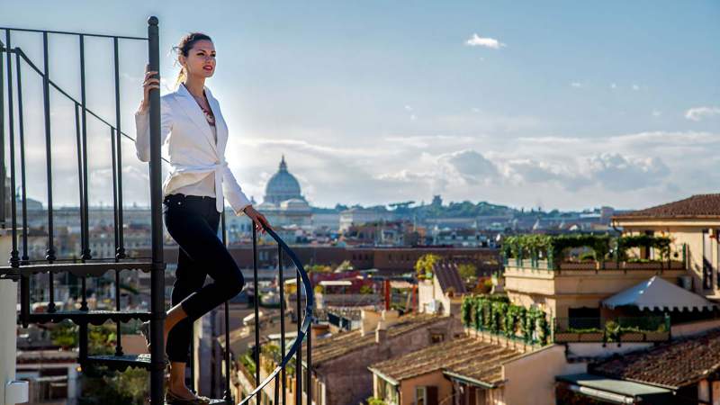 The-Inn-at-the-spanish-steps-Rome-senior-suite-view-panorama-02-7
